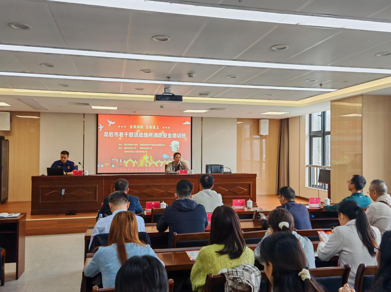 176129161018583883.png 图片1.png